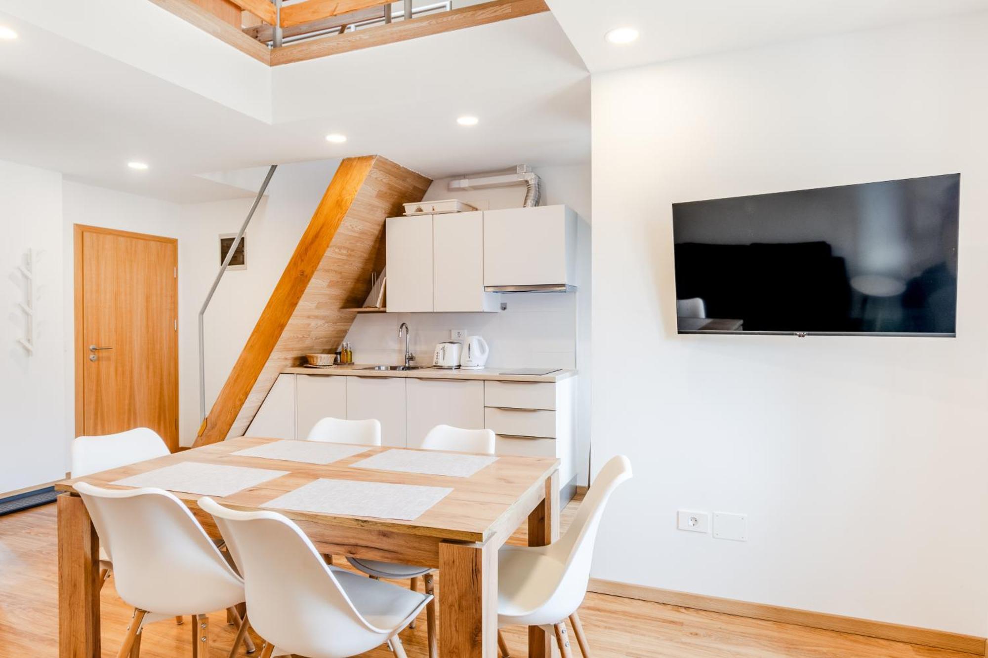 Apartments Skok With Rafting And Free Parking بوويتش الغرفة الصورة